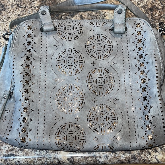 Large Shoulder Bag - Picture 2 of 8